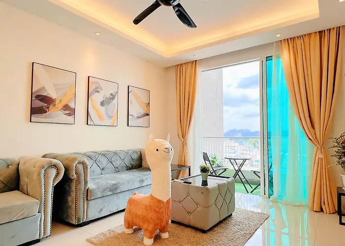 Ipoh Modern Cozy W Balcony -8Pax- 3 Free Parking By Aftertea Home